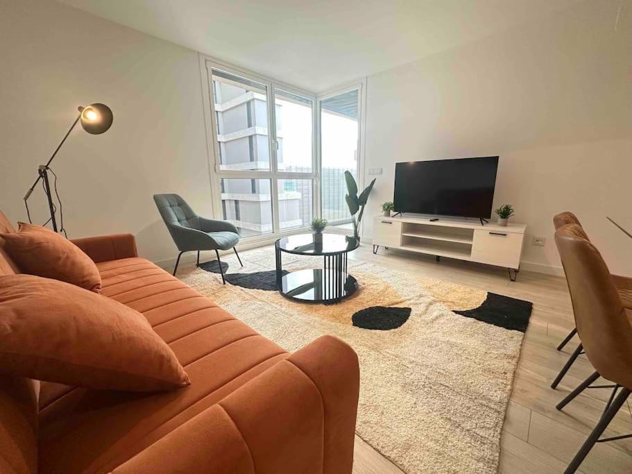 New, Port, Free Parking Ybh4a Apartment Vigo